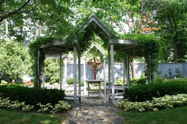 Trinity Prayer Garden B2 034 (3).jpg