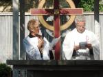 Deacon Marcia & Father Bob