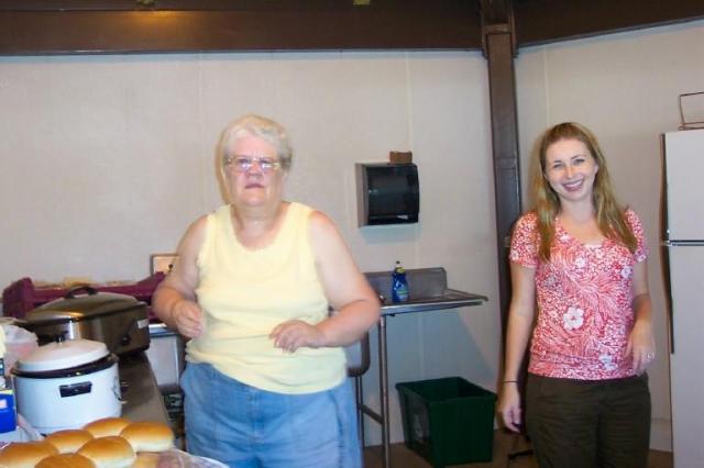 Lyda & Jen in the Kitchen