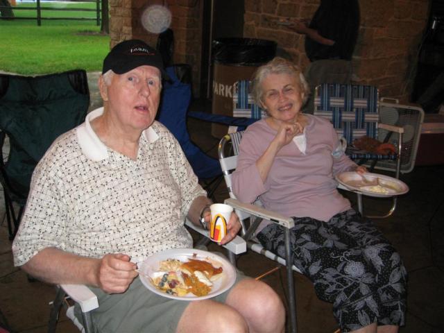 2008 Picnic (15).jpg