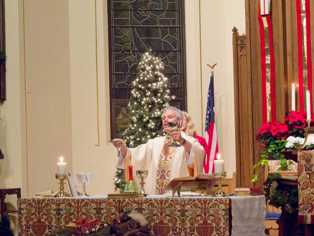 Christmas Eve 5PM-0268.jpg