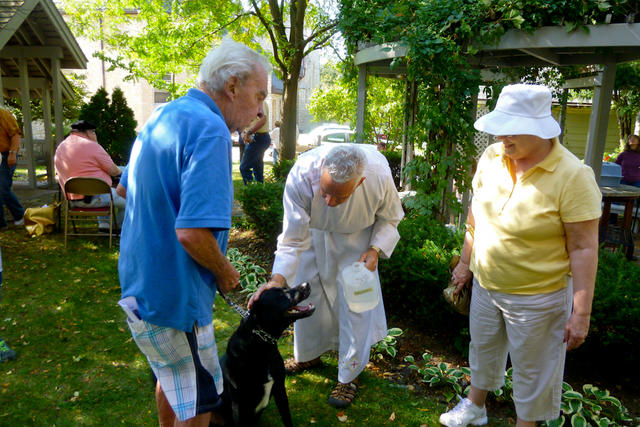 2013 Pet Blessing-1030233.jpg